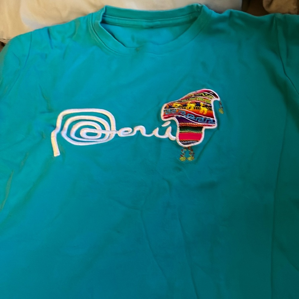 Adorable teal Peru shirt